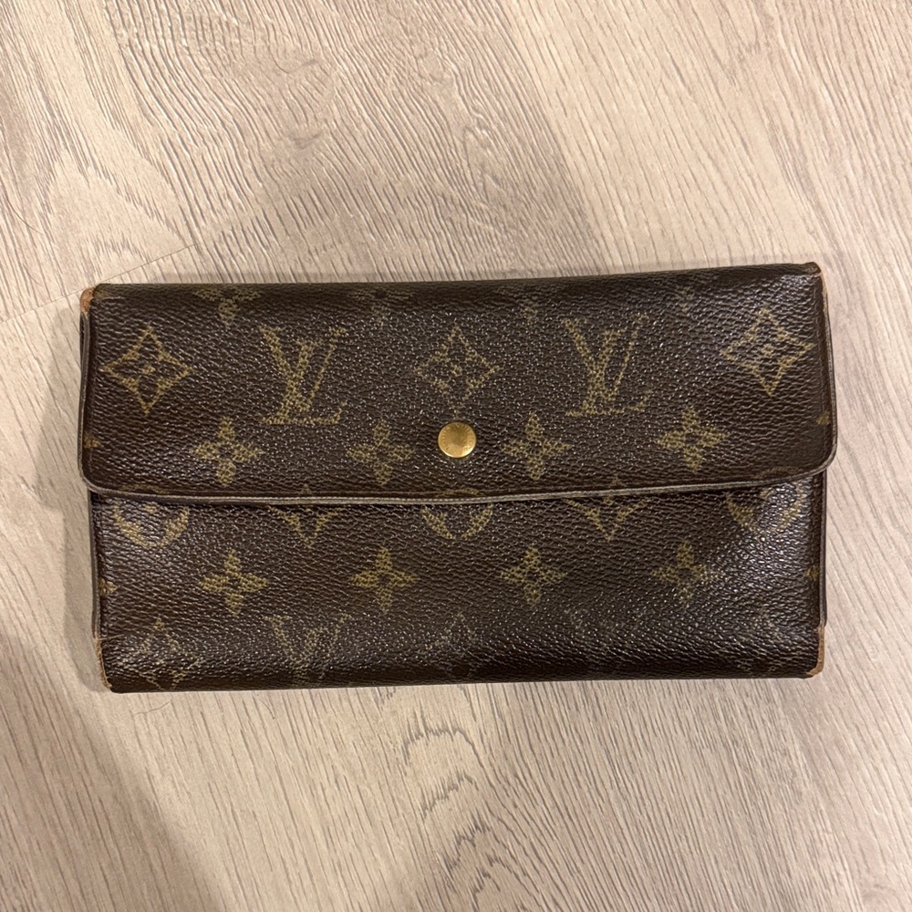Louis Vuitton Monogram International Long Wallet